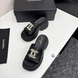 Picture of Chanel Slippers _SKUChanelsz35-40GDT06083212
